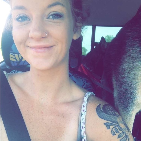 Meet your posher - Picture 1 of 1